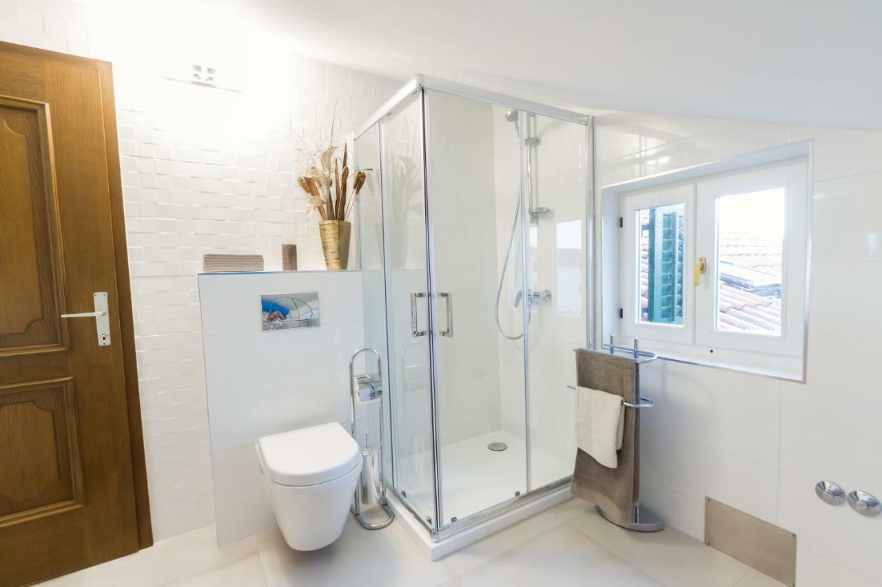 Novigrad Istria Apartments Mirjana מראה חיצוני תמונה