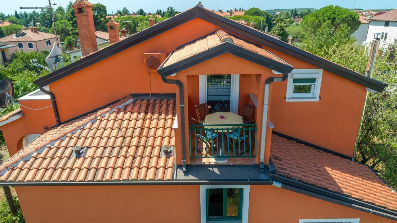 Novigrad Istria Apartments Mirjana מראה חיצוני תמונה